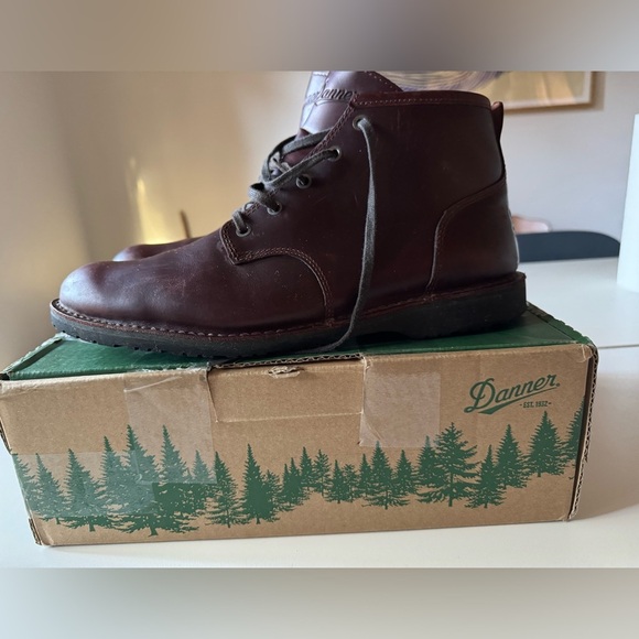 Danner Men\'s Brown Leather Wolf Creek Chukka Boots main image 4